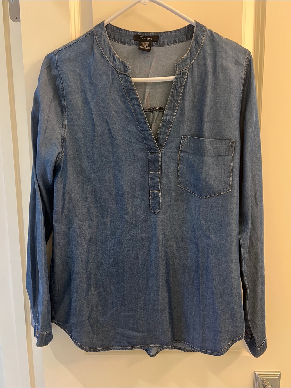 Timing Women's Light Blue Denim V-Neck Tunic Blouse